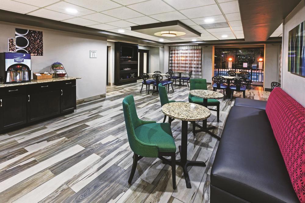 La Quinta By Wyndham Denison - North Lake Texoma Buitenkant foto