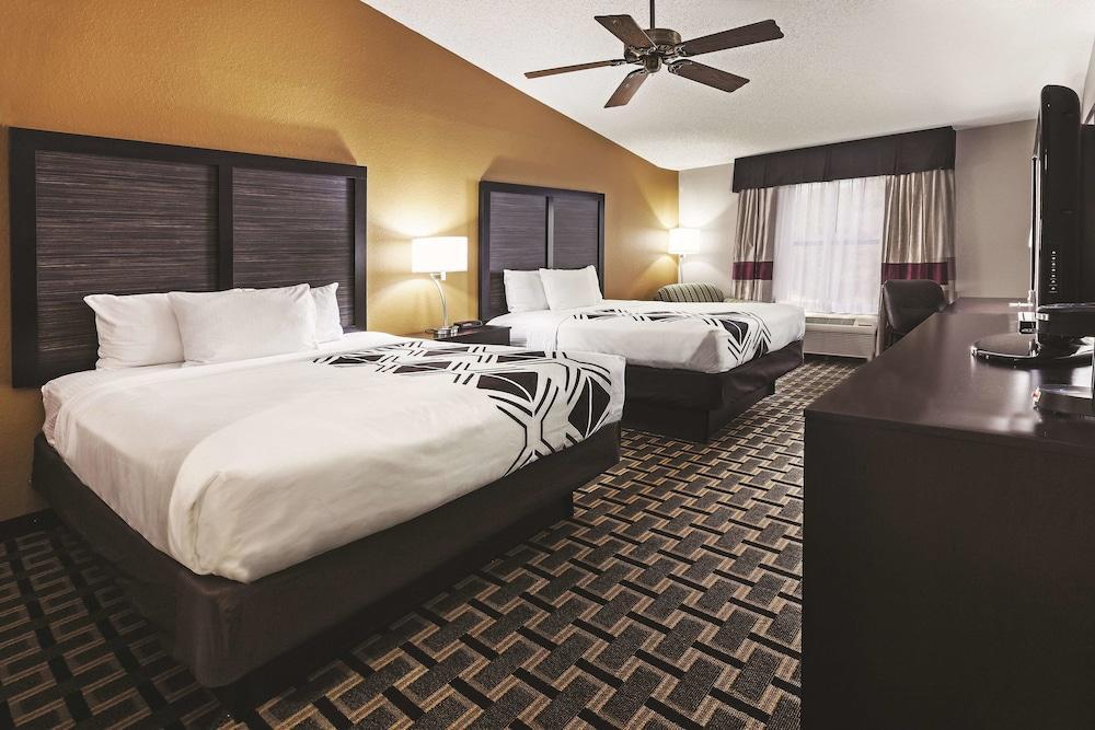 La Quinta By Wyndham Denison - North Lake Texoma Buitenkant foto